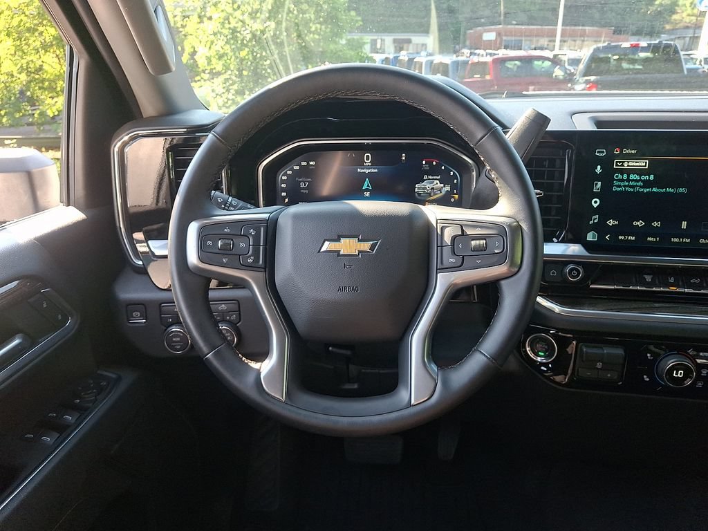 Used 2025 Chevrolet Silverado 2500 LT w/ Convenience Package AWD/4WD image 19