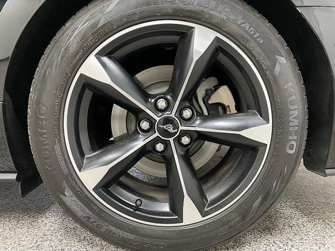 Used 2019 Ford Mustang Convertible w/ Equipment Group 101A image 23