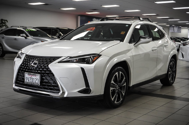 Certified 2025 Lexus UX 300h FWD w/ Accessory Package (Z2) image 3