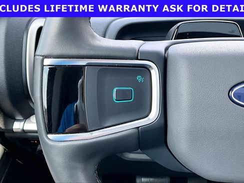 Used 2025 Ford Expedition Max Active AWD/4WD image 15
