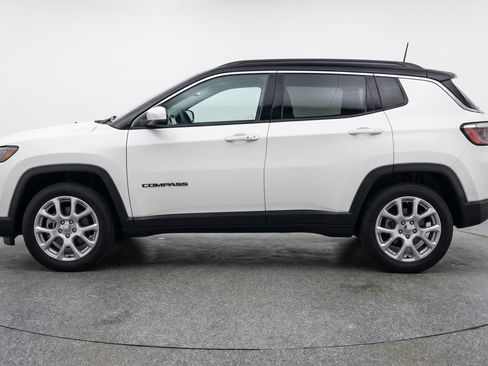 Used 2025 Jeep Compass Limited AWD/4WD image 5