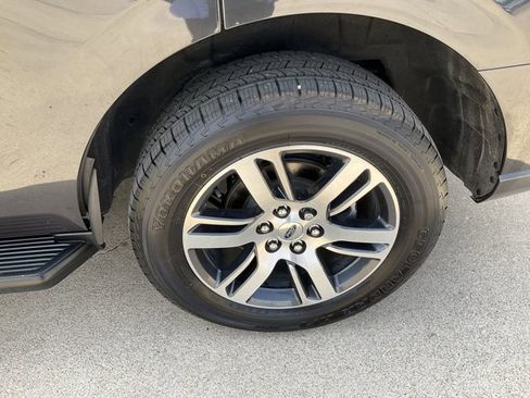 Certified 2024 Ford Expedition XLT image 14