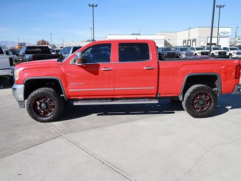 Used 2016 GMC Sierra 2500 SLT w/ Duramax Plus Package image 3
