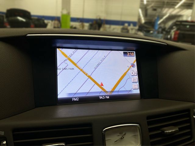Used 2015 INFINITI Q70 3.7 AWD/4WD image 31