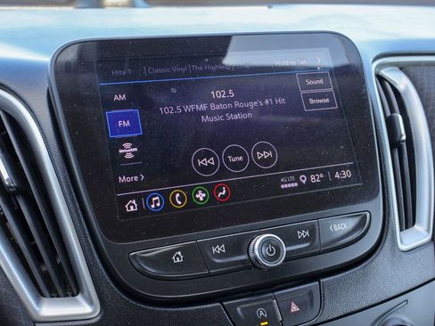 Used 2024 Chevrolet Malibu LT FWD image 3