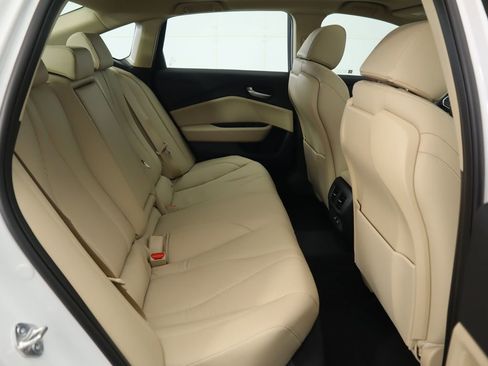 Used 2025 Acura TLX w/ Technology Package image 25