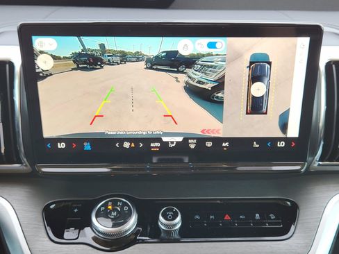 New 2025 Ford Expedition Max Platinum image 17