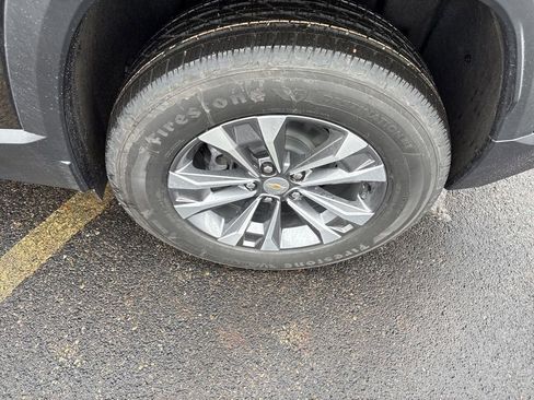 New 2026 Chevrolet Equinox LT w/ Convenience Package II image 6