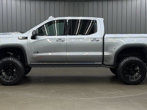 Used 2026 GMC Sierra 1500 AT4 w/ AT4 Premium Package AWD/4WD image 2