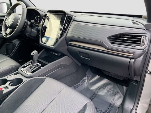 Used 2025 Subaru Forester Touring w/ Touring Package AWD/4WD image 28