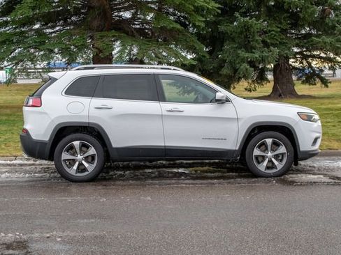 Used 2019 Jeep Cherokee Limited image 7