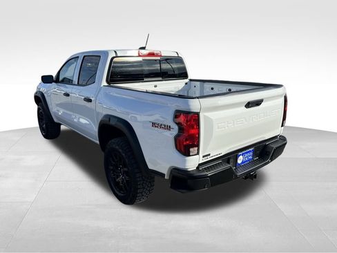 Used 2024 Chevrolet Colorado Trail Boss w/ Technology Package image 4