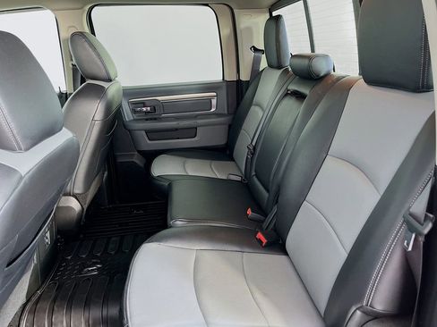 Used 2020 RAM 1500 Classic Warlock AWD/4WD image 32