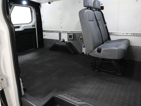 Used 2019 Ford Transit 250 130 Low Roof w/ Exterior Upgrade Package RWD image 12