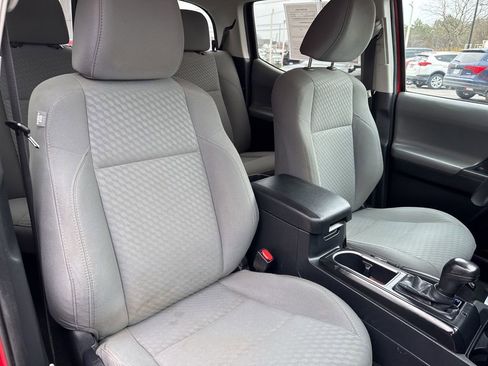 Certified 2021 Toyota Tacoma SR image 28
