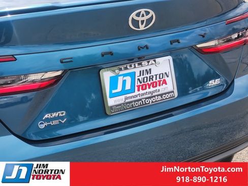 Used 2025 Toyota Camry SE w/ Multimedia Upgrade Package AWD/4WD image 12