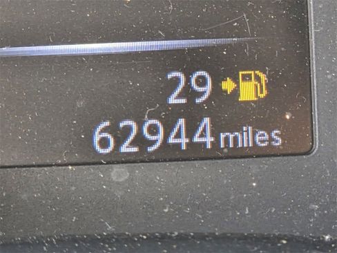 Used 2018 Nissan Rogue Sport SV image 24