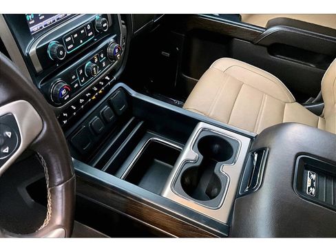 Used 2017 GMC Sierra 3500 Denali w/ Duramax Plus Package image 19