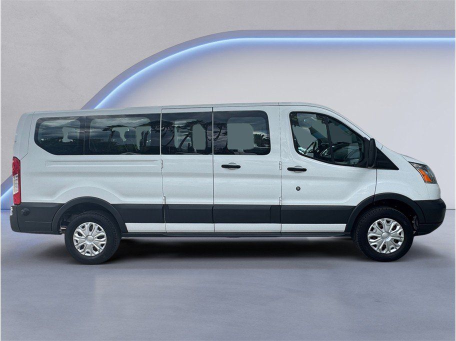 Used 2018 Ford Transit 350 XLT RWD image 7
