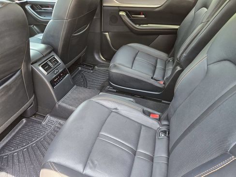 Used 2024 MAZDA CX-90 3.3 Turbo w/ Premium Package AWD/4WD image 30