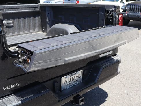 New 2026 GMC Sierra 1500 Elevation AWD/4WD image 9