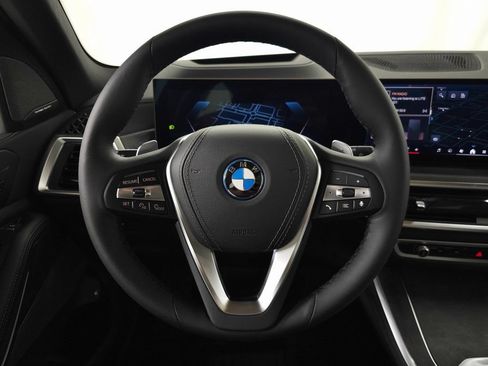 Used 2026 BMW X5 xDrive50e w/ Climate Comfort Package AWD/4WD image 15