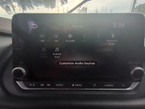 Used 2023 Nissan Rogue S FWD image 19