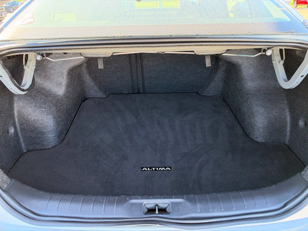 Used 2024 Nissan Altima 2.5 SV FWD image 28