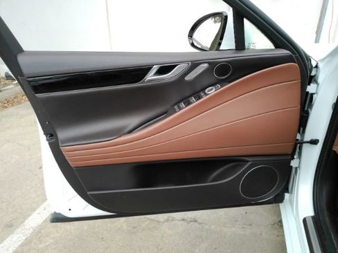 Used 2021 Genesis G80 2.5T image 13