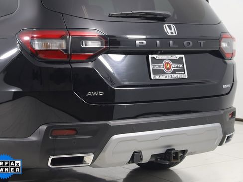 Used 2023 Honda Pilot Elite image 25