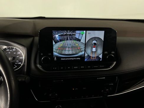 Used 2023 Nissan Rogue SL w/ SL Premium Package image 20