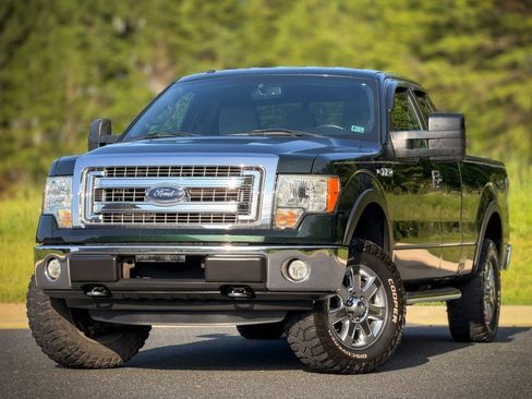 Used 2014 Ford F150 XLT w/ Equipment Group 302A Luxury AWD/4WD image 19
