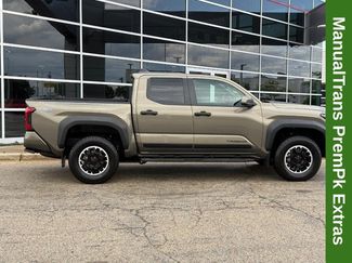 Used 2024 Toyota Tacoma TRD Off-Road w/ TRD Off Road Premium Package AWD/4WD video 2