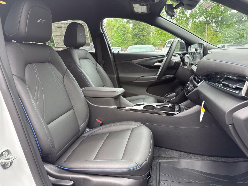 New 2026 Buick Envista Sport Touring w/ Convenience I Package FWD image 12