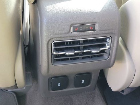 Used 2022 Lincoln Corsair Grand Touring w/ Elements Technology Bundle AWD/4WD image 17
