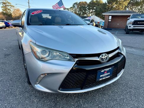 Used 2015 Toyota Camry XSE image 7