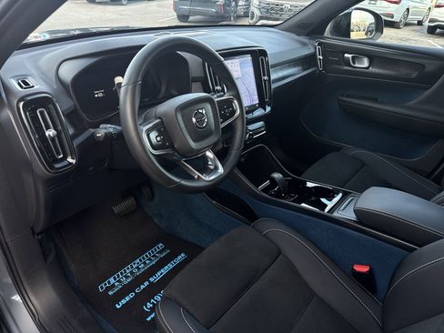Used 2023 Volvo C40 P8 Recharge Ultimate image 10