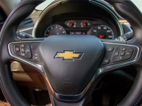 Used 2025 Chevrolet Malibu LT FWD image 10