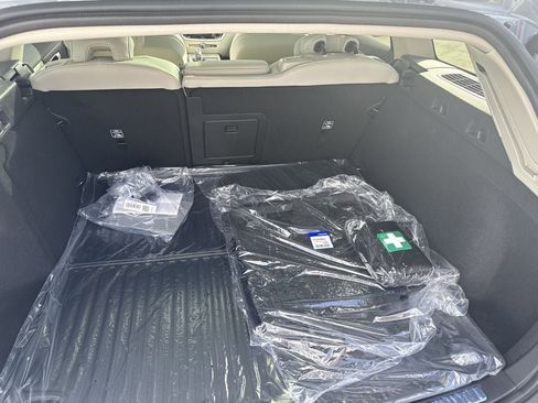 New 2026 Volvo V60 B5 Cross Country Plus w/ Protection Package Premier image 5