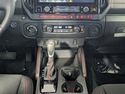 Used 2025 Nissan Frontier PRO-4X w/ Pro Convenience Package image 33