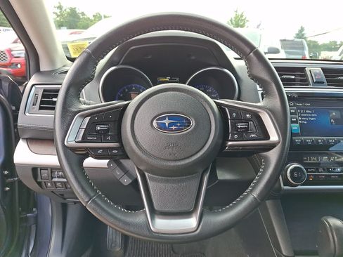 Used 2018 Subaru Outback 3.6R Limited AWD/4WD image 22