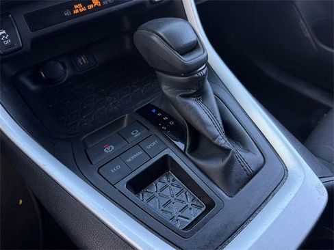 Used 2024 Toyota RAV4 XLE image 20