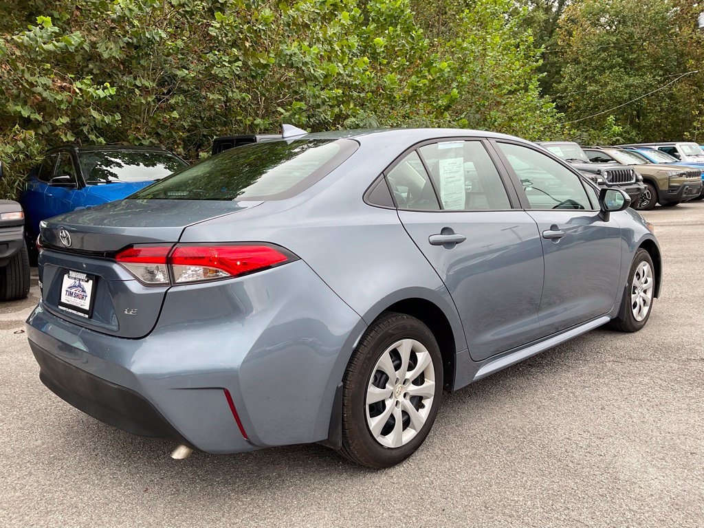 Used 2026 Toyota Corolla LE FWD image 6