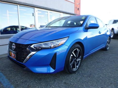 Used 2024 Nissan Sentra SV image 1