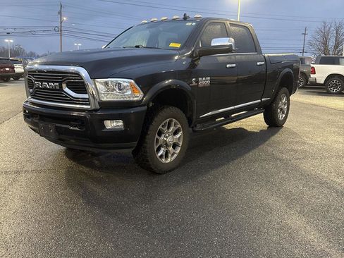 Used 2018 RAM 2500 Limited image 3