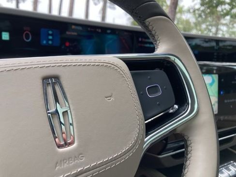 Used 2025 Lincoln Nautilus Premier w/ Equipment Group 102A image 29