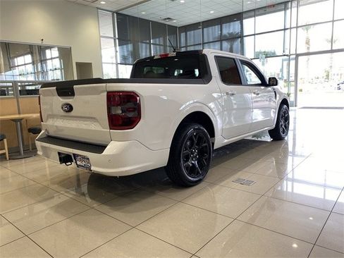 New 2025 Ford Maverick Lobo image 29