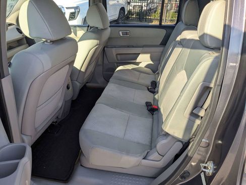 Used 2015 Honda Pilot LX image 14