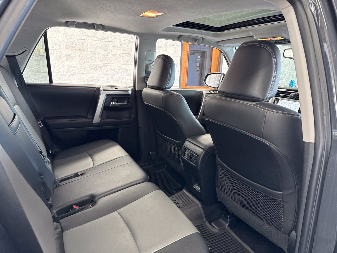 Used 2024 Toyota 4Runner SR5 Premium w/ Moonroof Package AWD/4WD image 46