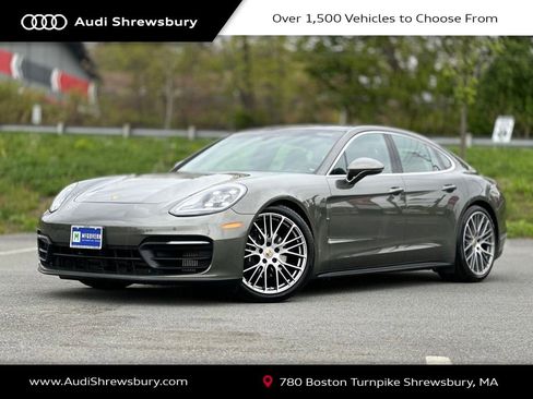 Used 2022 Porsche Panamera 4 AWD/4WD image 1